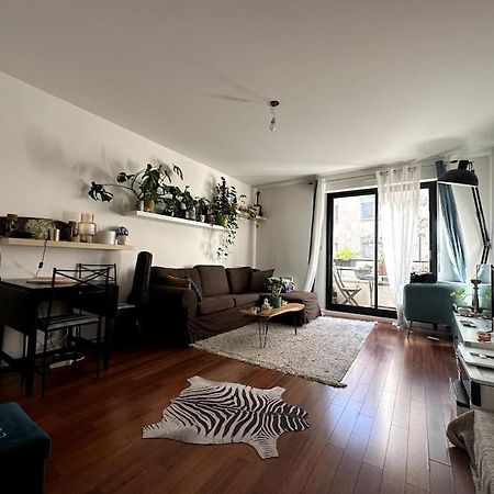 Appartement Lumineux Avec Balcon Levallois-Perret Esterno foto